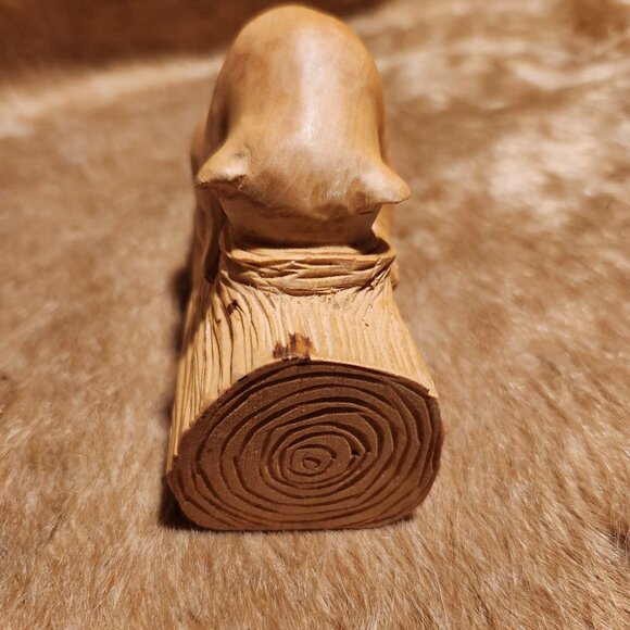 Hand-Carved Wooden Bear On Log Figurine Signed Rustic Whimsy Cottage Cabin - Picture 5 of 7